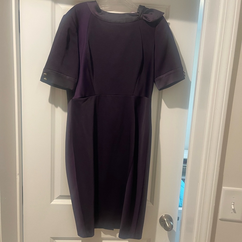 Delta airline flight attendant signature dress